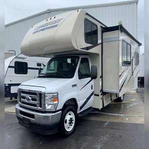 Autocaravanas de lujo Gulf Stream Conquest 6238 usadas, caravanas para acampar, estándar de emisiones Euro 5 OEM, 4-6 pasajeros, 11000 kg máx., color blanco - Product Image 1