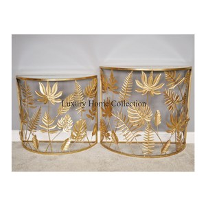Meubles de villa élégants et brillants en métal, table d'appoint décorative de créateur de feuilles la plus exigeante, couleur or, modernes et polis, à bas prix - Product Image 2