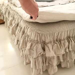 Vente en gros de jupe de lit en lin à trois volants en Twin CalKing Queen Full King Double Sizes pour hôtels - Product Image 3