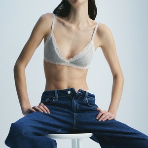 Sujetador deportivo de marca privada hecho a medida transpirable Push up para mujer Sujetador deportivo de yoga hecho en Pakistán - Product Image 3