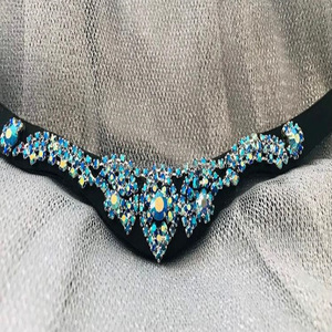 Bande de front de cheval en cuir noir de forme incurvée durable avec des bandes de front de cristaux d'aqua d'argent et de turquoise personnalisées dans toutes les tailles - Product Image 6