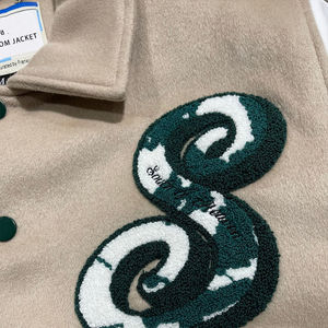 Chaqueta Universitaria Personalizada para Hombre, Mangas de Cuero y Lana, Bordado Chenille, Parches, Chaqueta de Béisbol Letterman - Product Image 4