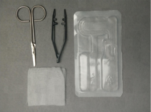 Surtechs Medical Kit DE INSTRUMENTOS DE PROCEDIMIENTO DE laceración menor profesional de alta calidad Kit de sutura de acero-Fuente de alimentación manual - Product Image 4