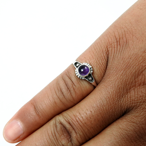 Anillo clásico de forma redonda de piedras preciosas de amatista púrpura Natural para ella joyería de piedra NATAL DE FEBRERO joyería de plata personalizada de la India - Product Image 4