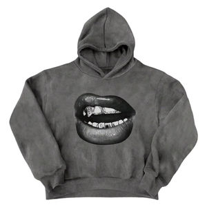 Sweat-shirt à capuche pour homme, imprimé DTG, coupe ample, poids lourd, style streetwear, vêtement décontracté, conçu pour le confort et le style. - Product Image 1