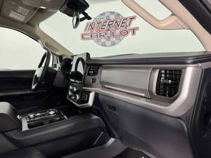 ฟอร์ด เอ็กซ์เพดิชั่น แม็กซ์ เอ็กซ์แอลที ปี 2024 สภาพดี ใช้งานน้อย - Product Image 4