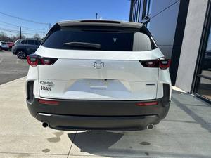 Usado cuidadosamente 2025 Mazda Hybrid Preferred 4dr SUV AWD - Product Image 4