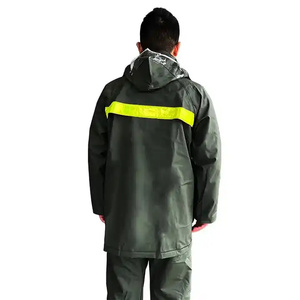 Traje de lluvia impermeable de alto rendimiento con material transpirable a prueba de viento y cintura ajustable para una máxima comodidad - Product Image 1