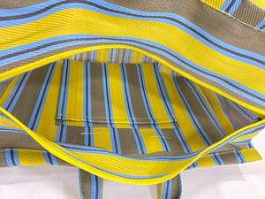 Bolsas tejidas a rayas de nailon reciclado de la India fabricadas en la India Bolsas y bolsas multicolores ecológicas del mercado fabricadas en la India. - Product Image 3