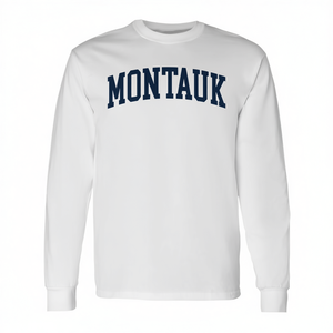 T-shirt a maniche lunghe Montauk bianca con scritta blu navy stile preppy - Product Image 2
