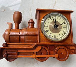 Soporte de exhibición de logotipo de madera ersonalizado hecho en Vietnam a partir de 99 DATOS dorados - Product Image 6