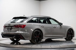 Audi RS 6 Avant 4.0T quattro d'occasion 2021 - Prêt à être expédié - Product Image 5