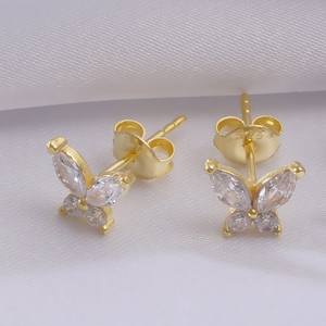 Hermosos Aretes de Oro Puro de 14K o Plata con Diseño de Mariposa Pequeña, con Diamantes de Laboratorio, Regalo para Niñas, para Uso Diario o Fiestas - Product Image 2