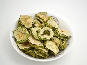 Tranches de melon amer séché en vrac naturel de qualité supérieure du Vietnam-gourde sèche pour l'exportation, la vente en gros, melon amer de haute qualité pour le thé - Product Image 5