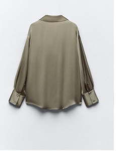 Camisas de mujer modernas y cómodas para uso informal y profesional con cortes elegantes a la venta a precios mayoristas - Product Image 5