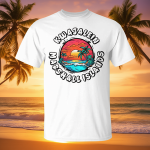 T-shirt promotionnel pour homme avec motif de palmiers et coucher de soleil vintage des îles Marshall de Kwajalein - Product Image 3