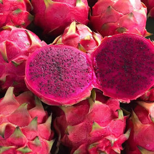 Fruta de dragón de carne roja y blanca fresca exótica vietnamita, fruta adecuada para el mundo - Product Image 1