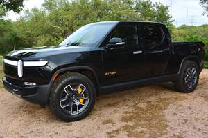 2022 R1T Launch Edition Quad-Motor AWD, Système de suspension pneumatique, Batterie de grande capacité - Product Image 4