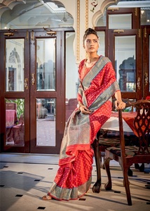 Magnifiques sarees banarasi avec tissage zari pour la vente en gros - Product Image 3