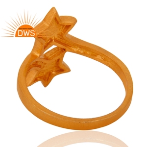 Dernier modèle Bague ajustable en argent sterling plaqué or 18 carats avec double étoile Fabricant de bijoux fins - Product Image 3