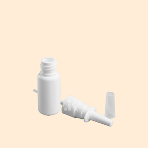 Vente en gros d'usine au Vietnam Emballage en HDPE Flacon vaporisateur nasal 15 ml Couvercle de pulvérisation blanc OEM/ODM Meilleure qualité M0307 - Product Image 1