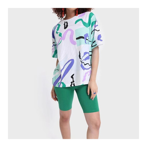 Conjunto de camiseta y pantalones cortos de dos piezas para mujer, precio barato, recién llegado, diseño personalizado, sublimación, Conjunto de camiseta y pantalones cortos de gran tamaño para mujer - Product Image 2