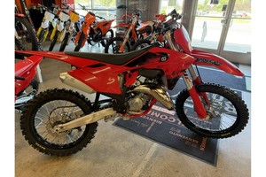 Nueva Motocicleta de Motocross GAZ GAZ MC 125 2026, 100-200cc de Cilindrada, Alta Velocidad, en Venta - Product Image 3