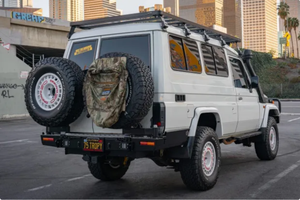 PRÊT À CONDUIRE - VÉHICULE D'OCCASION À VOLANT À GAUCHE |   Conduite à droite |   TOYOTA LAND CRUISER HZJ75 TROOPY DIESEL 5 VITESSES 1996 - Product Image 3