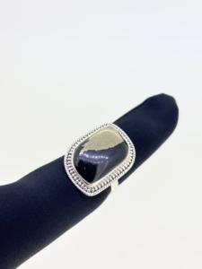 เครื่องประดับแฟชั่น แหวนแต่งงานผู้หญิง ดีไซน์ใหม่ สไตล์คลาสสิก เงินแท้ 925 ประดับพลอยไพไรต์ทรงแปดเหลี่ยม งานแฮนด์เมด สำหรับงานปาร์ตี้ - Product Image 4