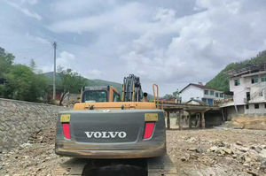 รถขุดมือสองสภาพ 90% รถขุด Sany มือสอง รุ่น SY 235H สภาพดี มีสินค้าในสต็อกพร้อมขาย - Product Image 6