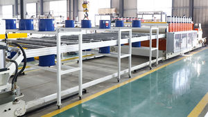 Machines de Production de panneaux de sol en plastique, bois composite, WPC, SPC, PVC, <span class=keywords><strong>profilé</strong></span> de clôture, plafond, mur - Product Image 3