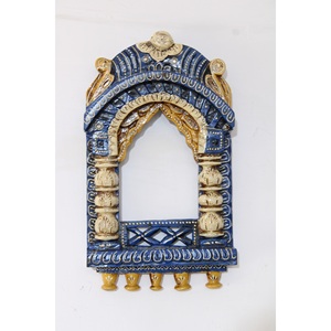 Tesoro artesanal indio marco de fotos tallado Jharokha con marco de madera con técnica de pintura tamaño personalizable que muestra fotos - Product Image 2