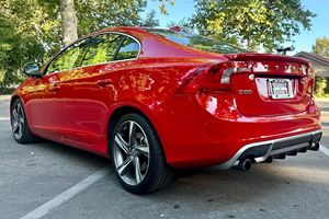 VOLVO S60 T6 AWD R-DESIGN 2012 d'occasion (conduite à gauche/droite) - Product Image 3
