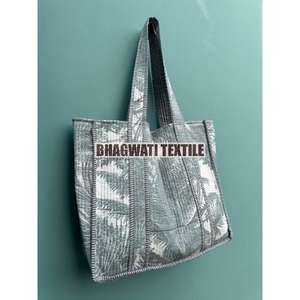 Sac fourre-tout à imprimé floral de luxe de qualité supérieure style épaule avec doublure en toile fabriqué en Inde fabricant indien exportateur cuir matériel - Product Image 6