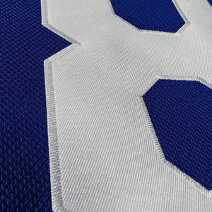 เสื้อกีฬาแขนยาวคอวีปักลายเสื้อฮ็อกกี้น้ำแข็งเสื้อกีฬาลำลองสำหรับผู้ชายชื่อและจำนวน2025ที่ปรับแต่งได้ - Product Image 6