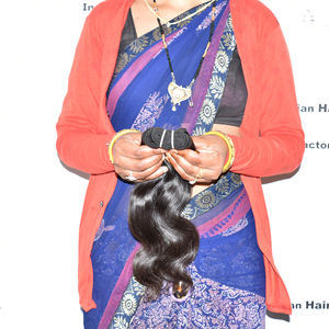 Todos los productos Precio al por mayor de fábrica Mejor calidad de aspecto natural Paquetes de cabello humano indio Onda del cuerpo Suave brillo sedoso para la venta - Product Image 1