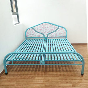 Cadre de lit simple moderne en fer 1,6 m x 2 m, durable, portable, avec tubes extensibles, revêtement poudré bleu, hauteur 30 cm, Ging St I Thnh - Product Image 1