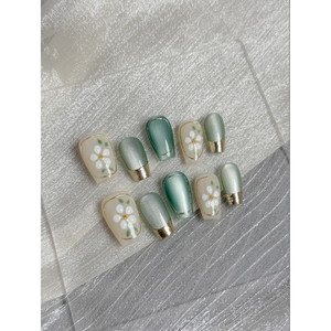 Uñas Postizas Daisy Meadow con Diseño Elegante para Entusiastas del Nail Art - Product Image 3