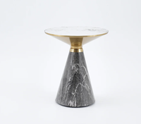 Table d'appoint ronde en marbre à l'aspect moderne avec base en bois, élégante pour la maison, l'hôtel et le salon.