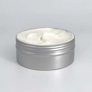 Les montagnes vous appellent : Crème corporelle au beurre de karité 200 ml – Lotion éclaircissante, nourrissante et hydratante pour le corps - Product Image 2