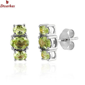 Lujo 925 plata esterlina peridoto tres piedras preciosas pendientes de tuerca joyería de alta calidad para mujer - Product Image 1