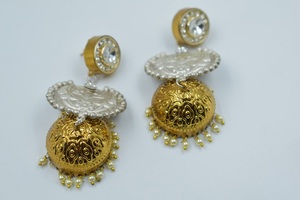 Pendiente Jhumki de diseñador elegante para mujer y niña, pendiente de latón antiguo estilo Jhumka - Product Image 3