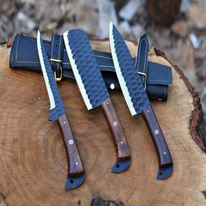 ชุดมีดทำครัวสไตล์วินเทจทำมือมาแรงชุดมีดเชฟ3ชิ้นใบมีดเหล็กตอกด้วยมือพร้อมกระเป๋าถือทำจากหนัง - Product Image 1