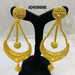 Ensemble de colliers de mariée plaqués or de tous types en ligne Bijoux en laiton à la mode Chaîne de boîte à motif de fleurs Un gramme pour mariage - Product Image 2