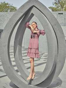 Ropa occidental de rayón de grado Liva, Túnica de trabajo de colección especial de verano, compras en línea tradicionales indias, India - Product Image 3