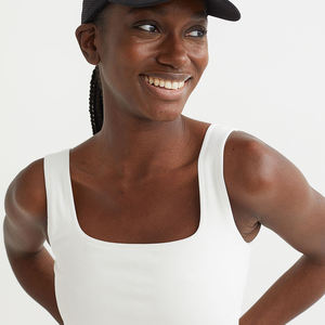 Services ODM, soutien-gorge de sport de bonne qualité, nouvelle forme, pour femmes, style tendance, soutien-gorge de sport de haute qualité, design par sublimation pour femmes - Product Image 2