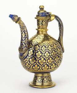 Antique Finish Brass Surahi Traditional Decor Piece - Product Image 3