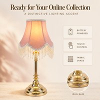 Lampe de chevet élégante sans fil avec abat-jour en tissu rose à pompons perlés et base dorée pour les intérieurs de boutiques