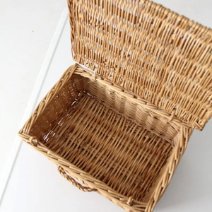 Boîte à mouchoirs rectangulaire en rotin tissé à la main pour la décoration intérieure bohème et rustique - Product Image 4