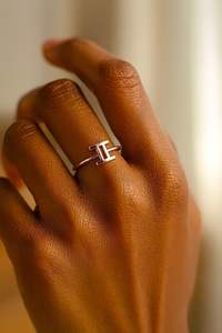 Anillo de Plata de Ley 925 con Baño de Oro Vermeil de 14k, Signo del Zodiaco Géminis Cristiano, Minimalista, Ajustable, Unisex, para Uso Diario - Product Image 5